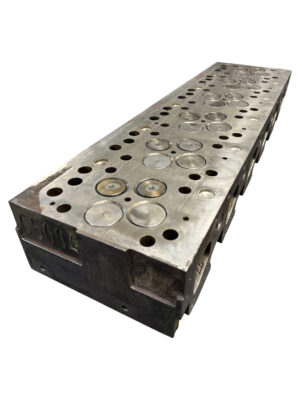 Repasovaná hlava motora MAN D0836LFL79