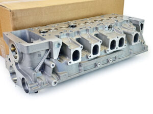 Nová hlava motora Volkswagen T5 2.5 tdi 070103063D