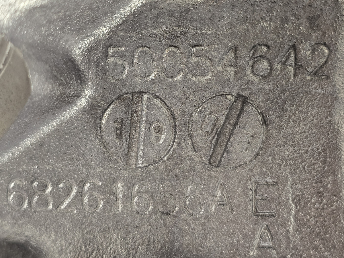 Repasovaná hlava motora ALFA ROMEO JEEP 2.0 T 68261656AE